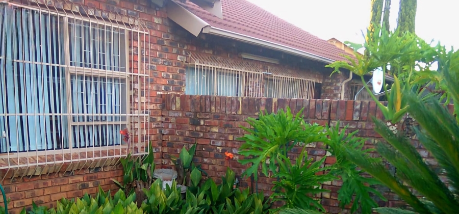 3 Bedroom Property for Sale in Uitsig Free State